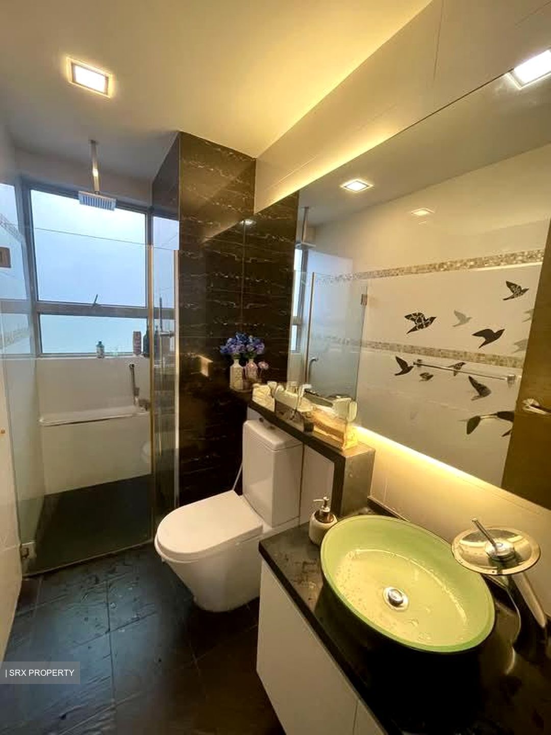 The Bayshore (D16), Condominium #573168541